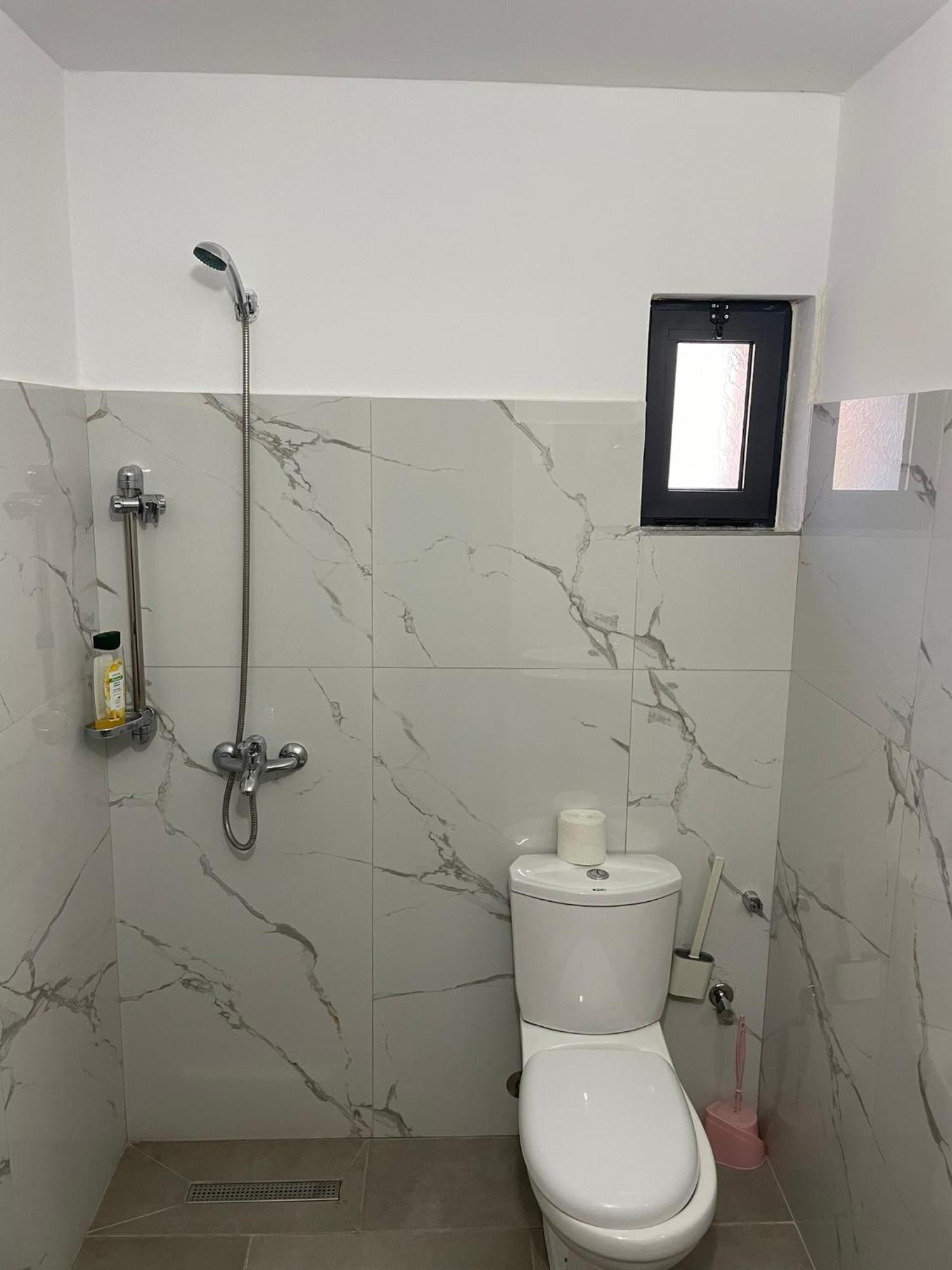 Guesthouse Kroi City Center Berat Extérieur photo